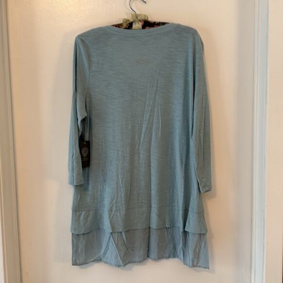 NWT Vince Camuto Women's Sage Tiered Tunic Three-Quarter Sleeve Size L - Picture 2 of 7